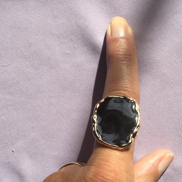 Jewelry - Gold Tone Ring with Black Center